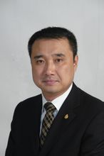 Jinyang: President Shenzhen octubre International Company Direcció Hotelera