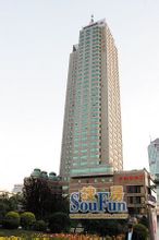 Estrella Riverside Plaza