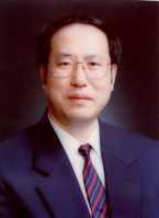 Wang Zhenzhong: director adjunt de l'Institut d'Economia de la CASS