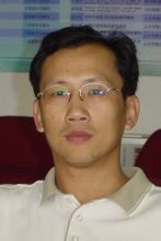 Yang Yun: School of Management Professor Associat Universitat de Shenzhen